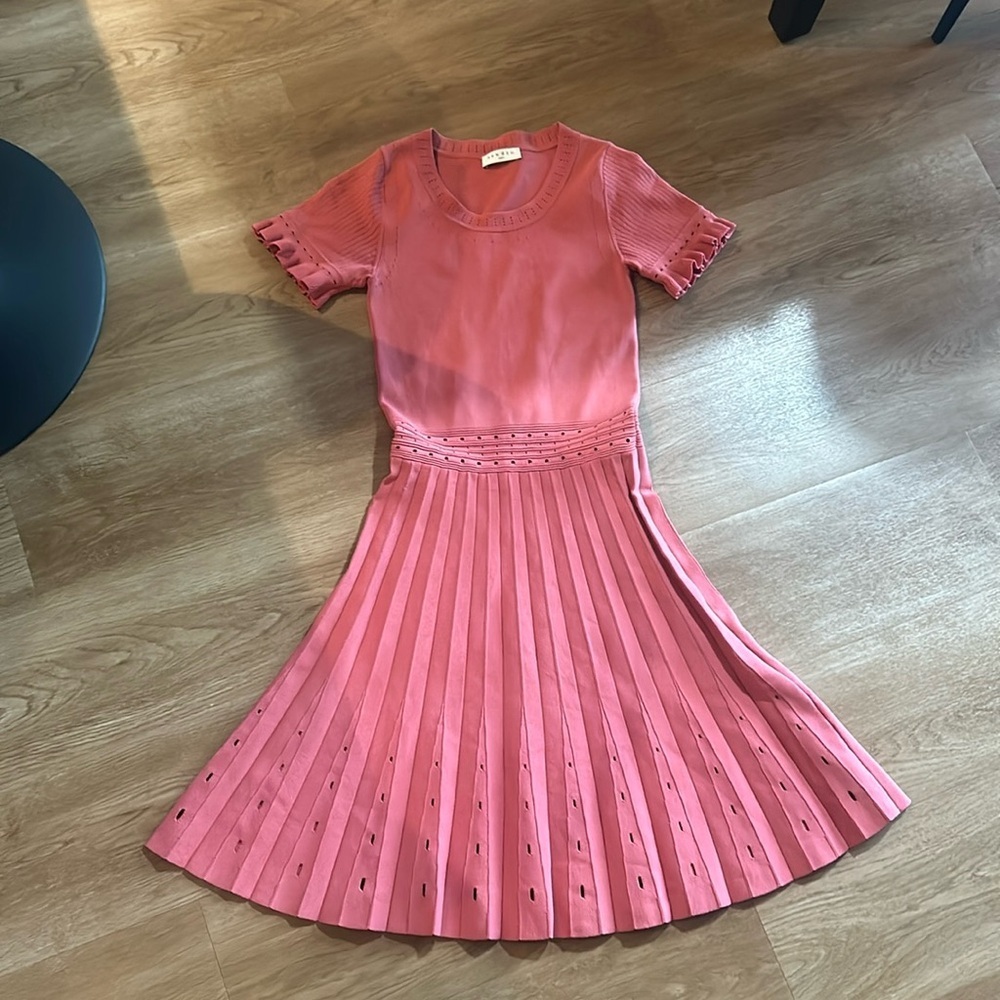 Robe pull femme Sandro PARIS rose mini coupe et évasée taille S size 36